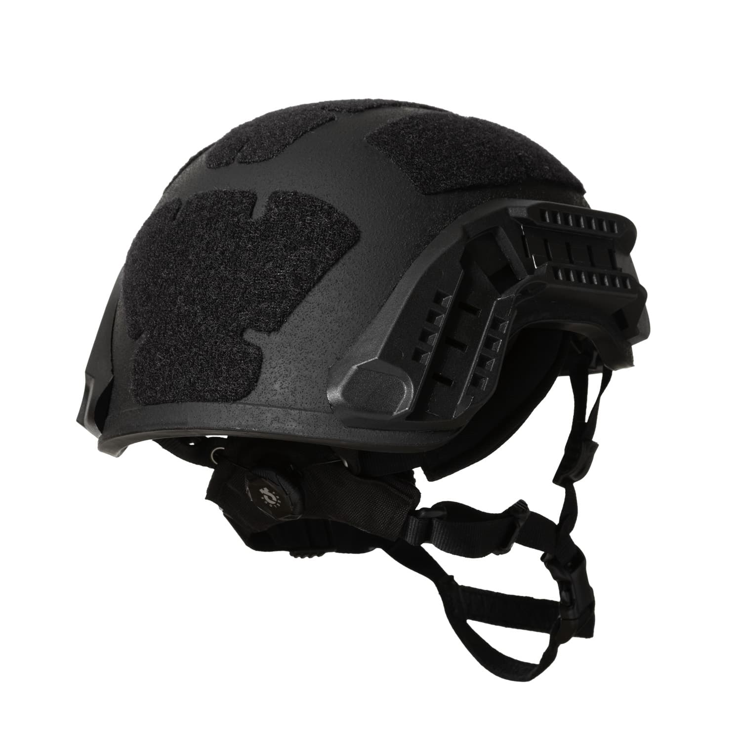 HighCom Striker BOLTLESS ACHHC is a high-cut combat helmet tested to NIJ IIIA standards. Features a Summit Shroud, D3O Halo pads, integrated rail system, 6piece loop, a bungee retention system and a 4-point boltless harness for a secure fit UN Blue, Small 8